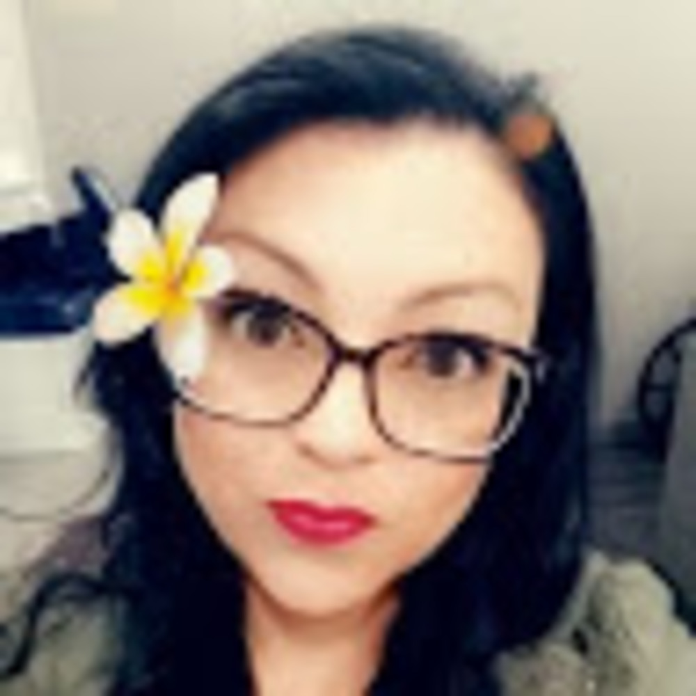 Meet your Posher, Mayra